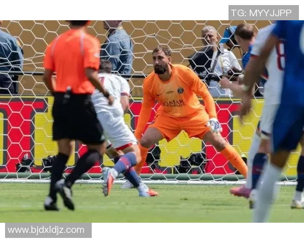 足球明星素质真的很差吗探讨他们的职业道德与社会责任感